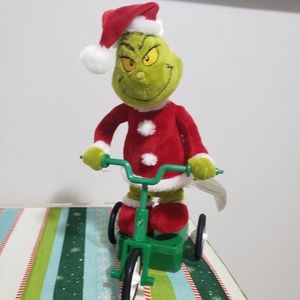 Grinch in bycicle